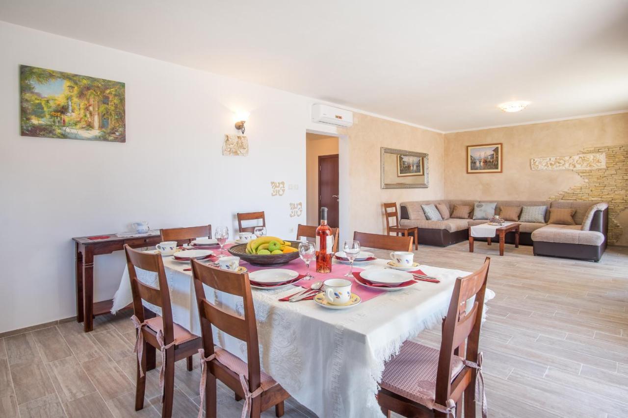 Villa Dijana West Linardici Luaran gambar